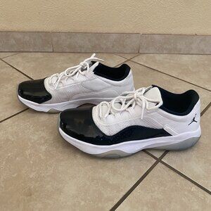 Jordan 11 Comfort Low White/Black